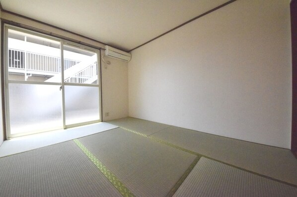 ウエストヒルズ・ショウの物件内観写真